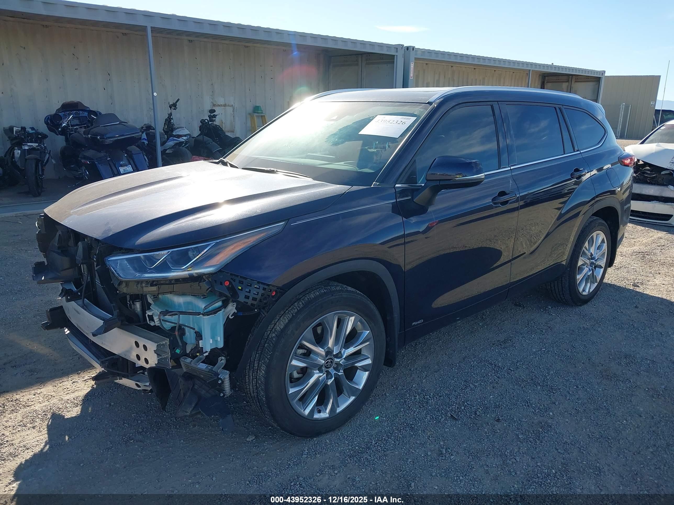 TOYOTA HIGHLANDER HYBRID LIMITED 2022