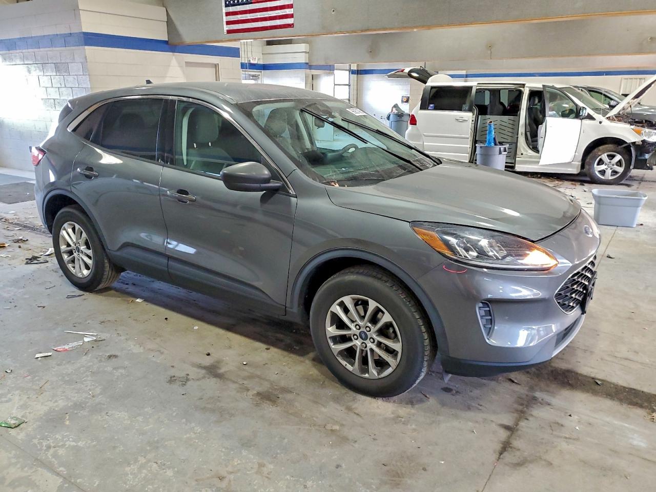 FORD ESCAPE SE 2022