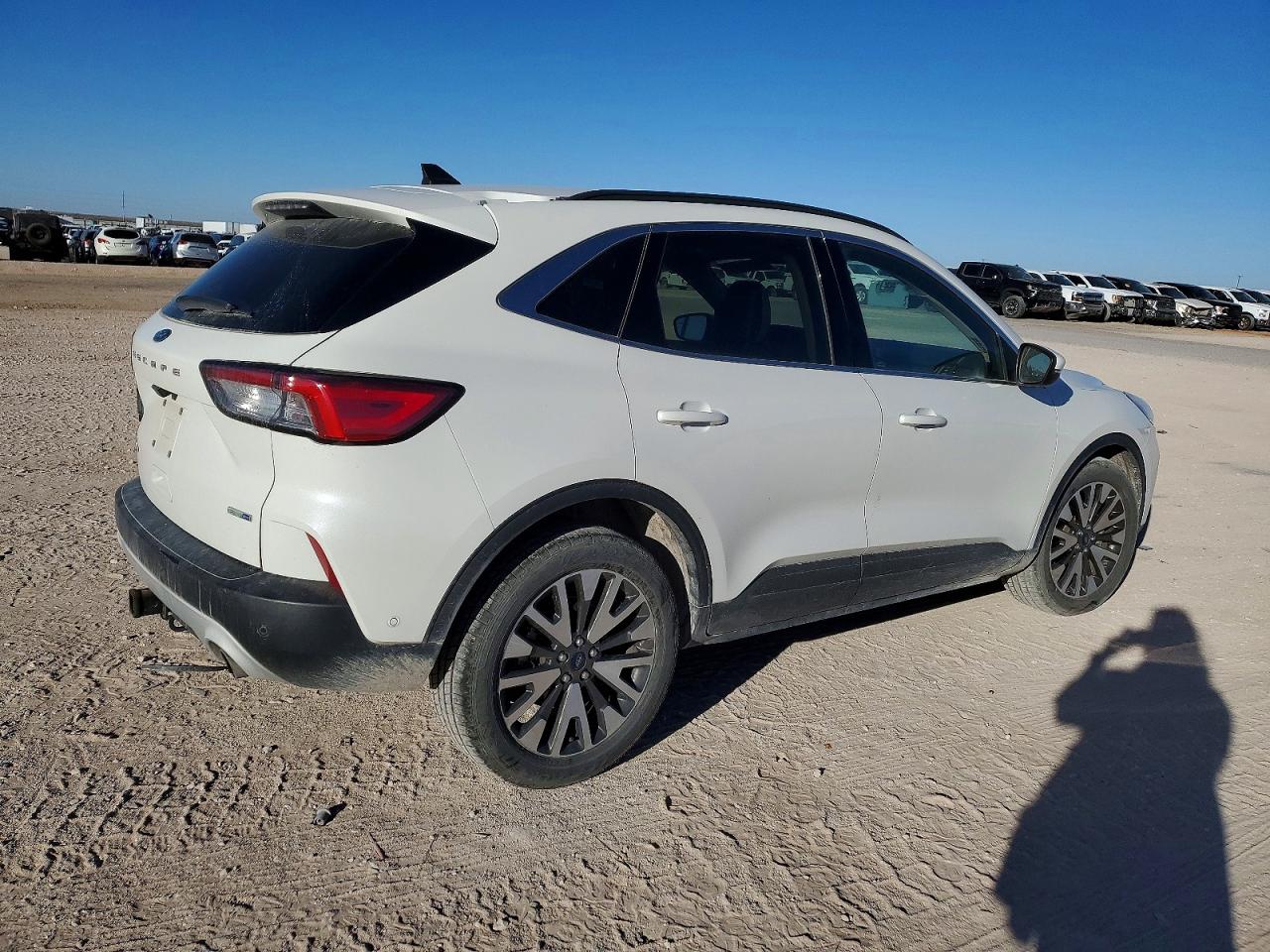 FORD ESCAPE TITANIUM 2020