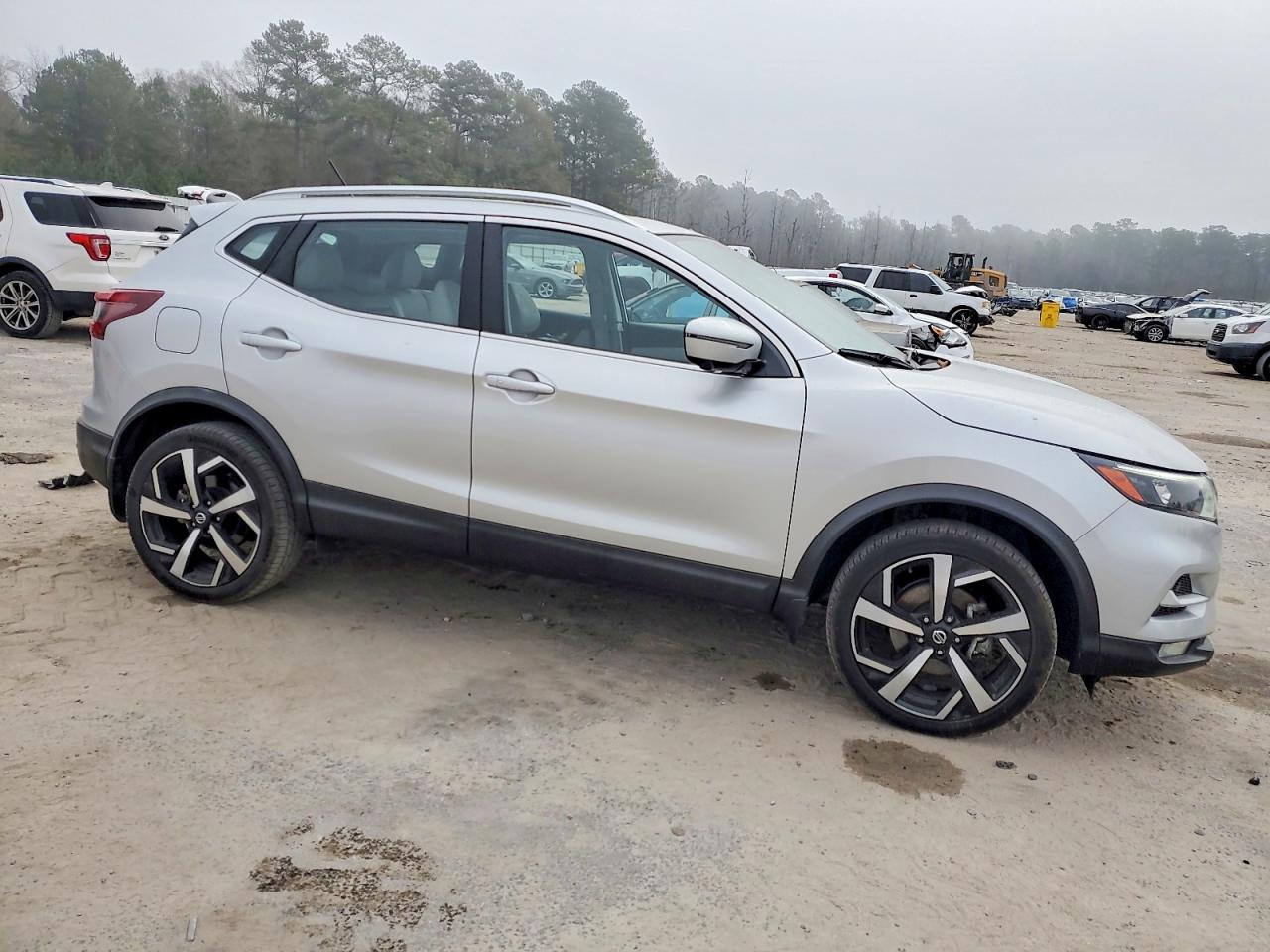NISSAN ROGUE SPORT SL 2022