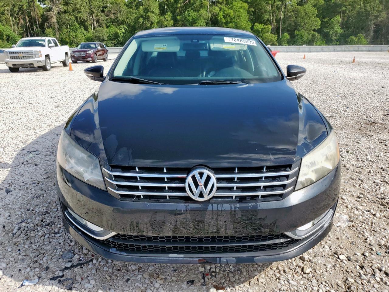 VOLKSWAGEN PASSAT SEL 2012