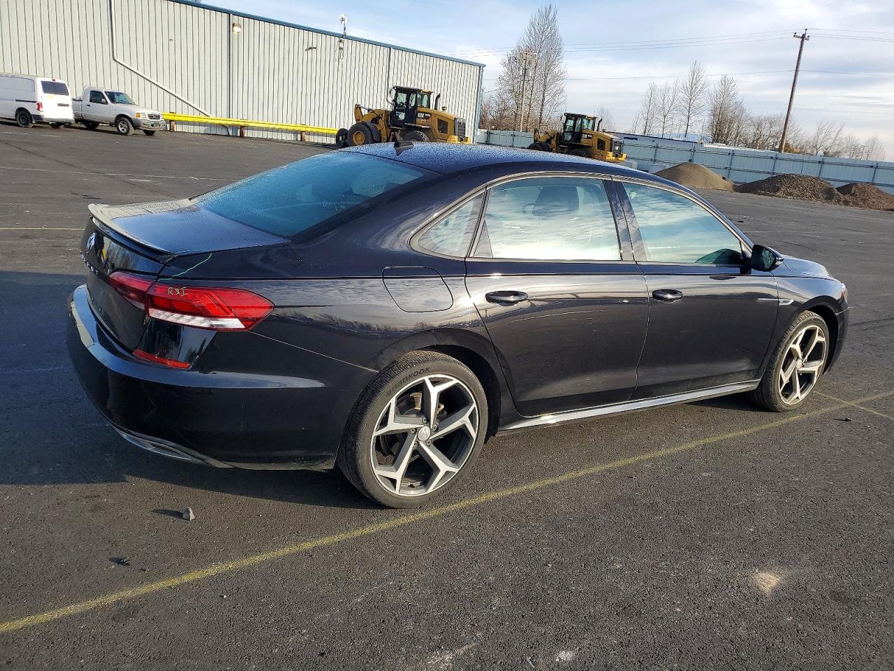 VOLKSWAGEN PASSAT R-LINE 2020