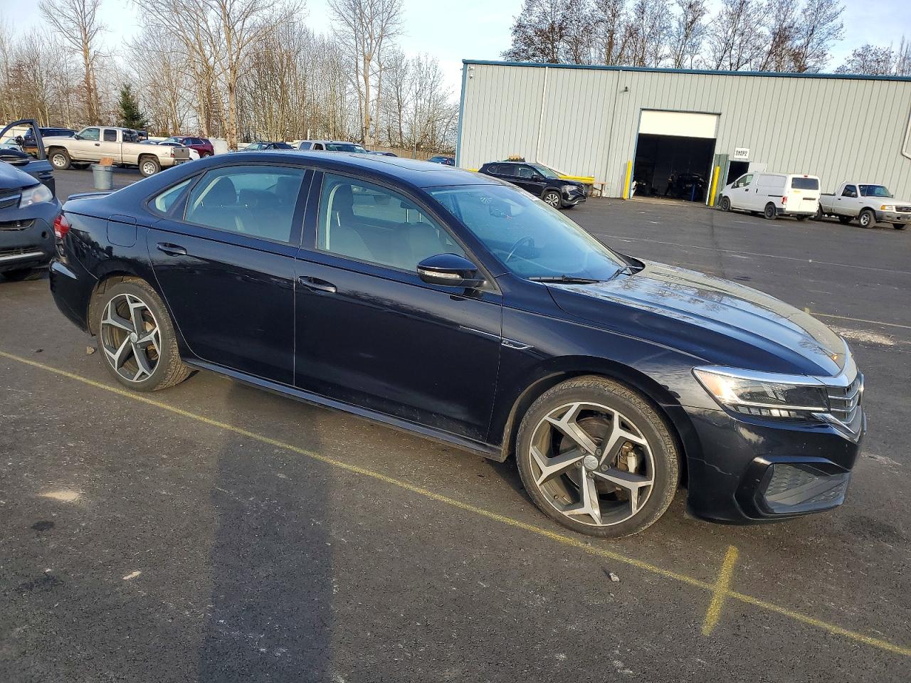 VOLKSWAGEN PASSAT R-LINE 2020