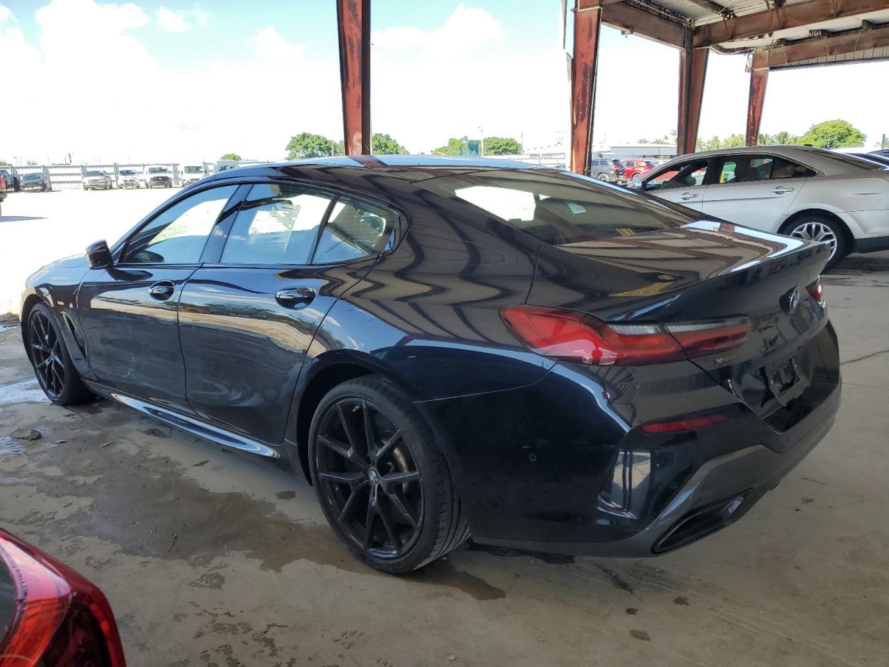 BMW M850XI 2022