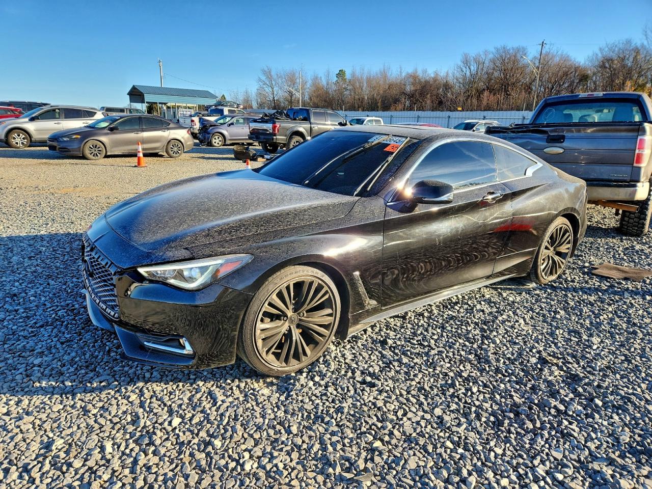 INFINITI Q60 BASE 2017
