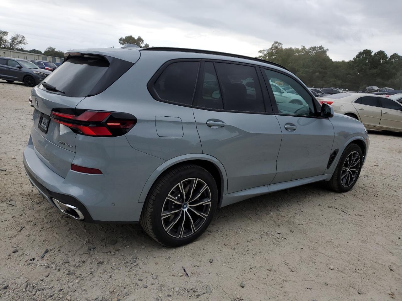 BMW X5 XDRIVE50E 2024