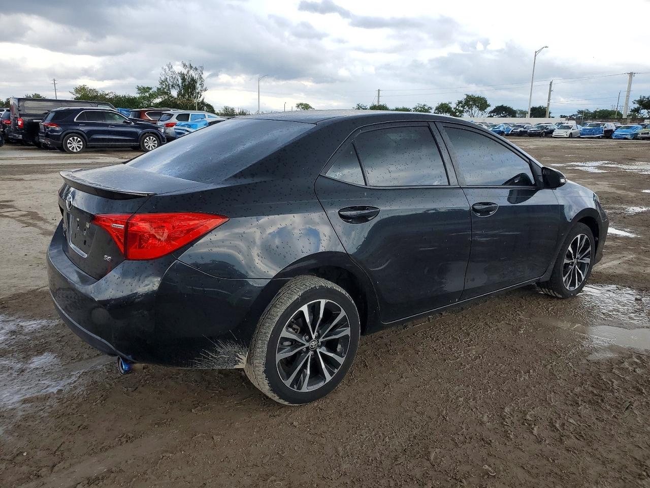 TOYOTA COROLLA L 2019
