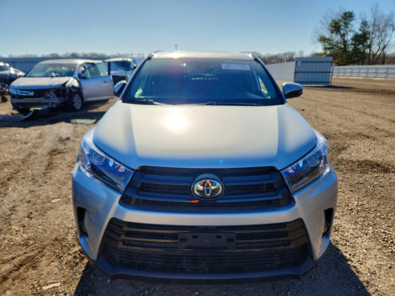 TOYOTA HIGHLANDER SE 2019