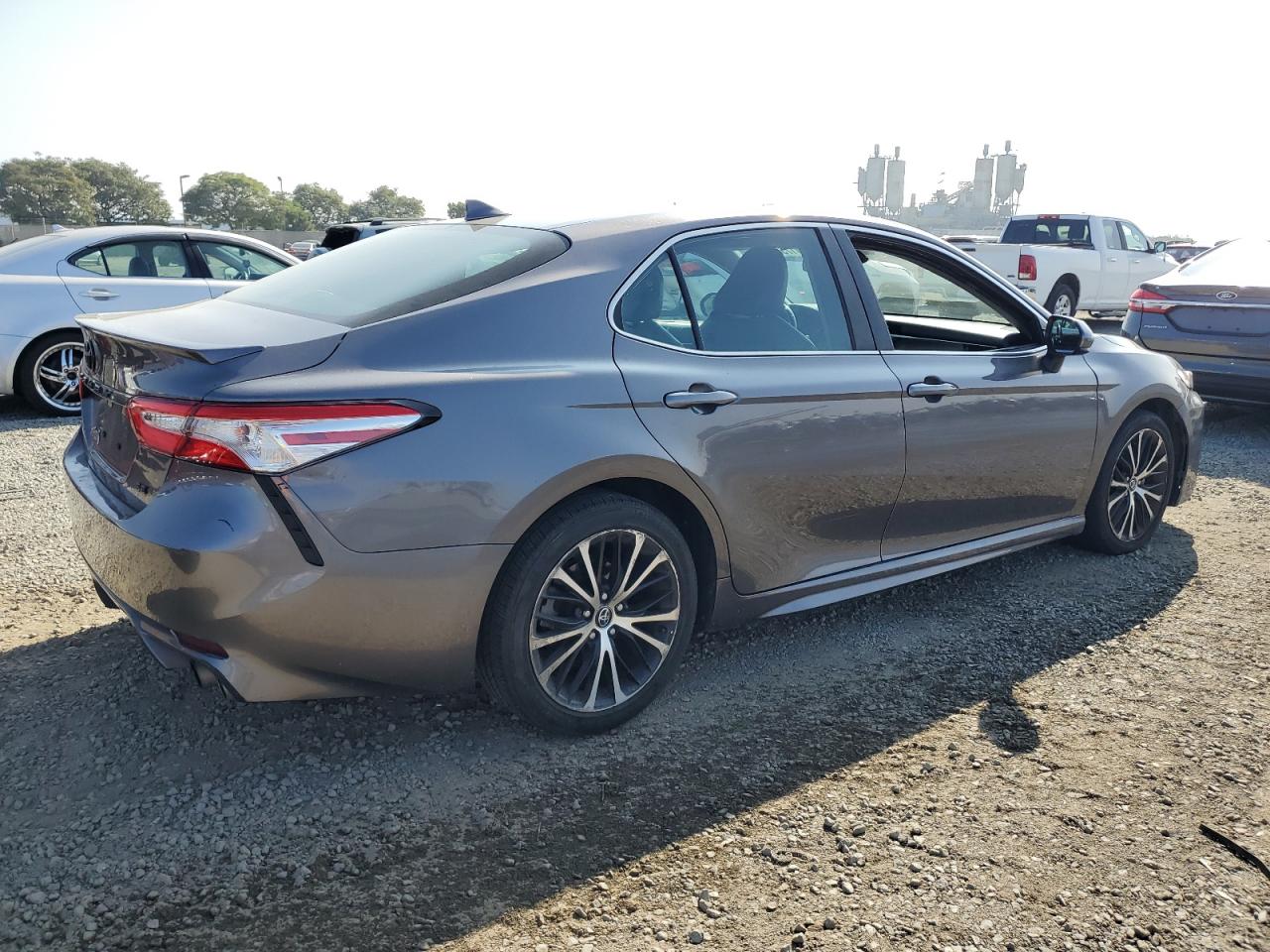TOYOTA CAMRY SE 2020