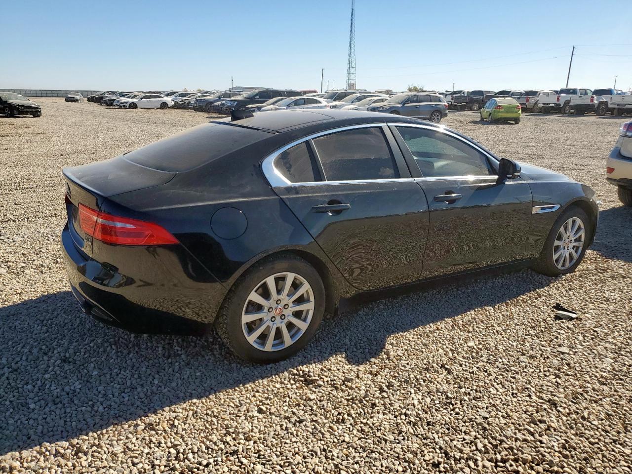JAGUAR XE 2019