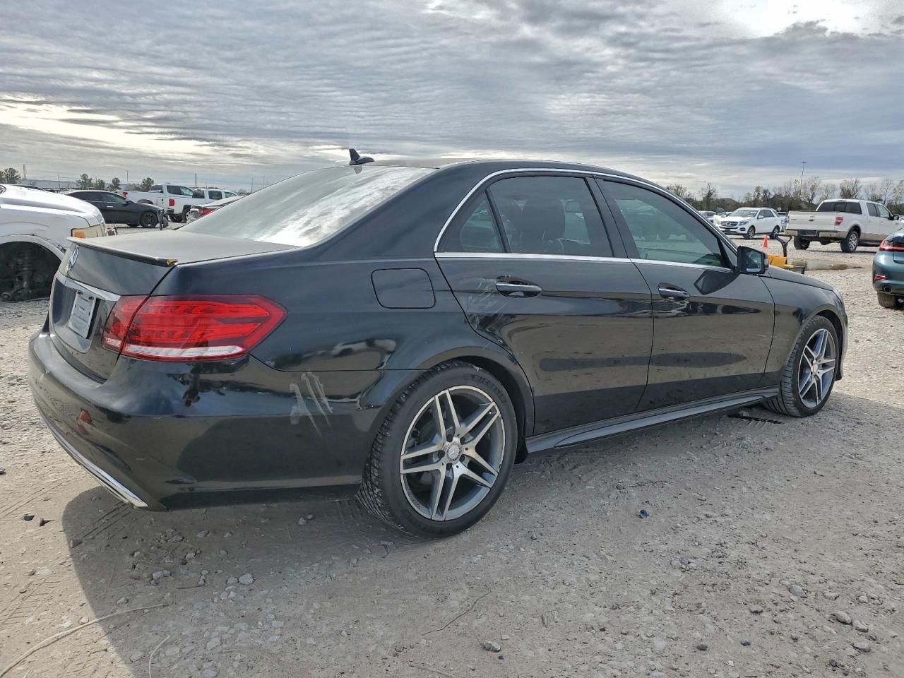 MERCEDES-BENZ E 350 2015