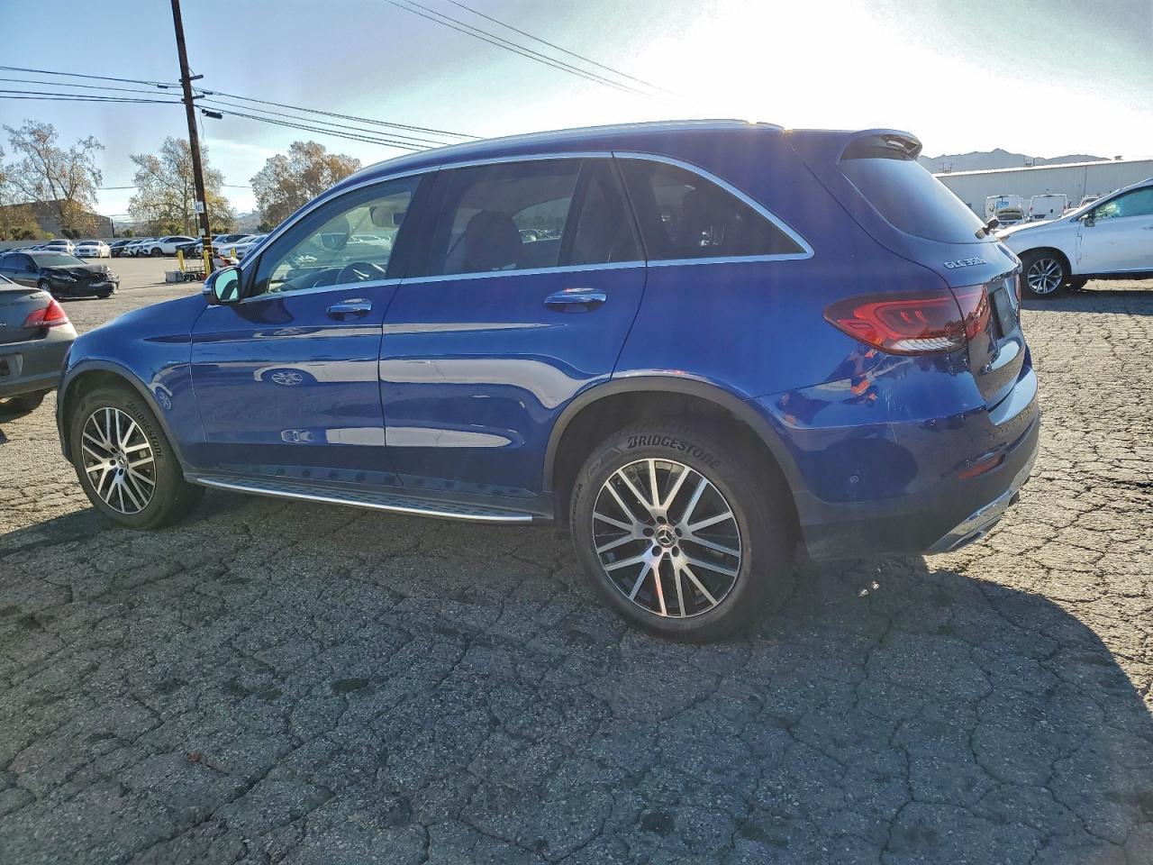 MERCEDES-BENZ GLC 350E 2020