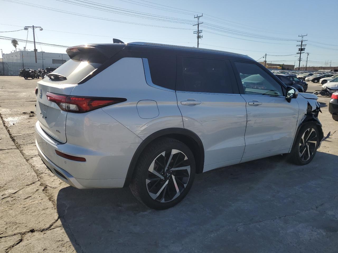 MITSUBISHI OUTLANDER SEL 2024