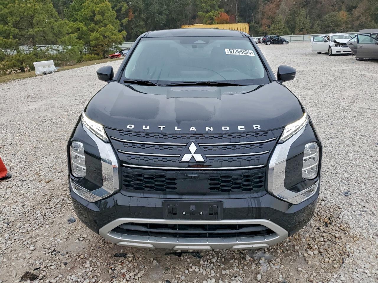 MITSUBISHI OUTLANDER SE 2024