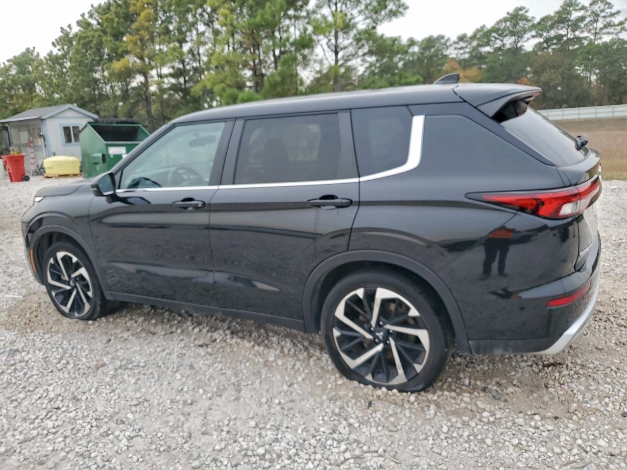 MITSUBISHI OUTLANDER SE 2024