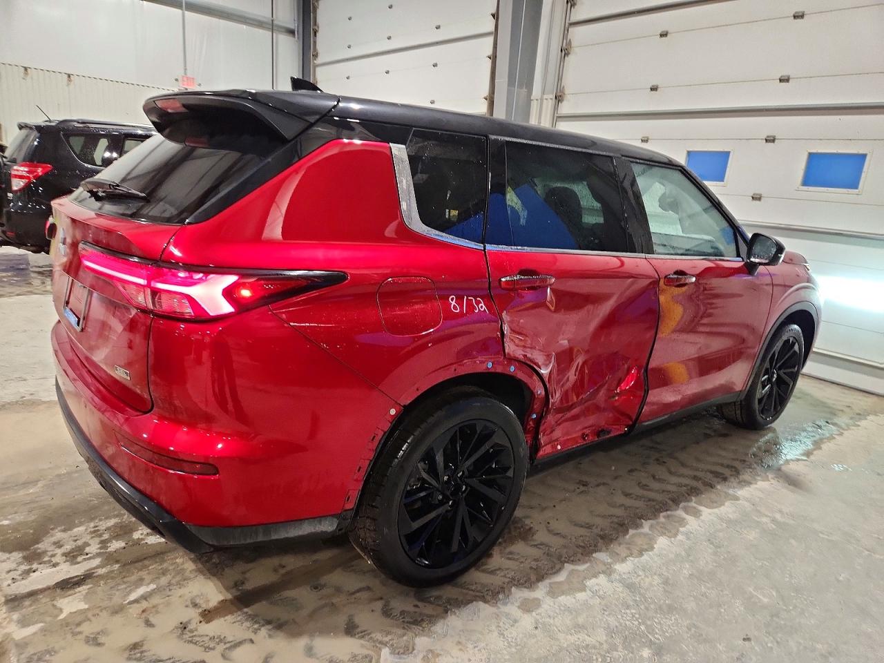 MITSUBISHI OUTLANDER SEL 2023