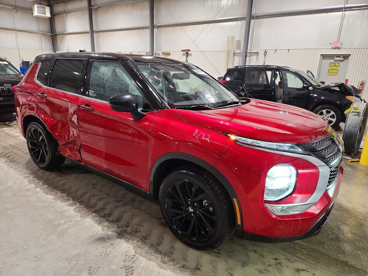 MITSUBISHI OUTLANDER SEL 2023