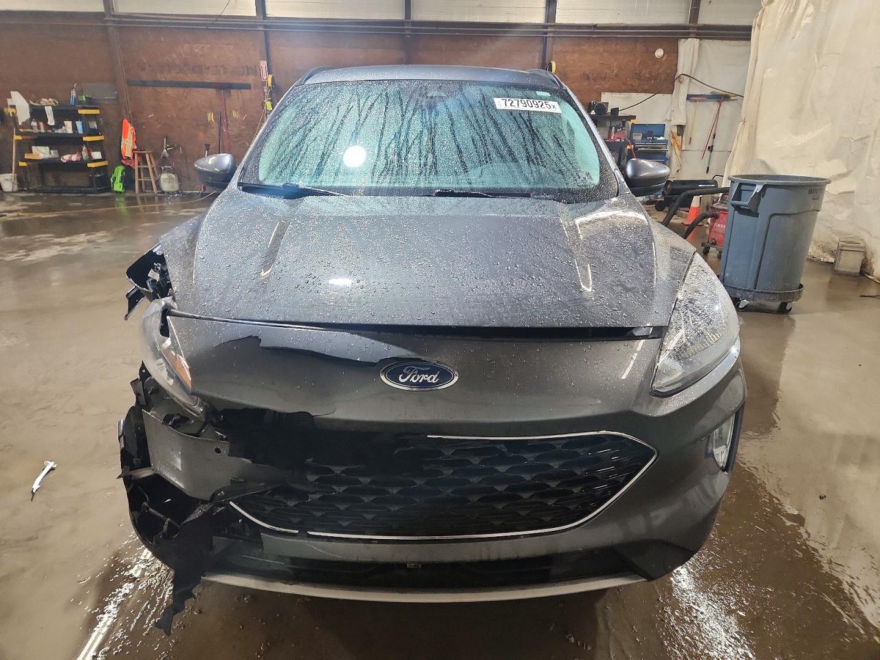 FORD ESCAPE SEL 2021