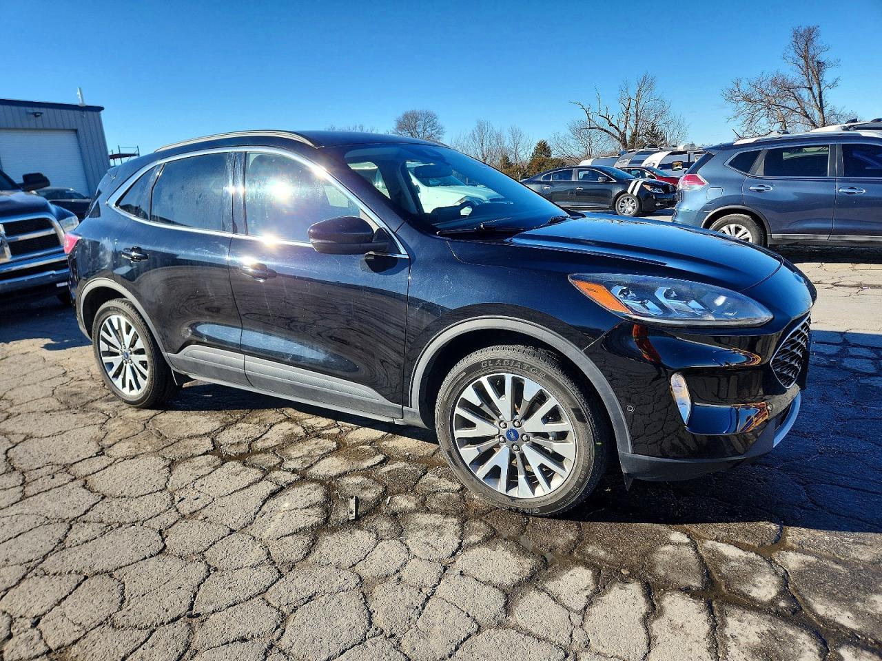 FORD ESCAPE TITANIUM 2020