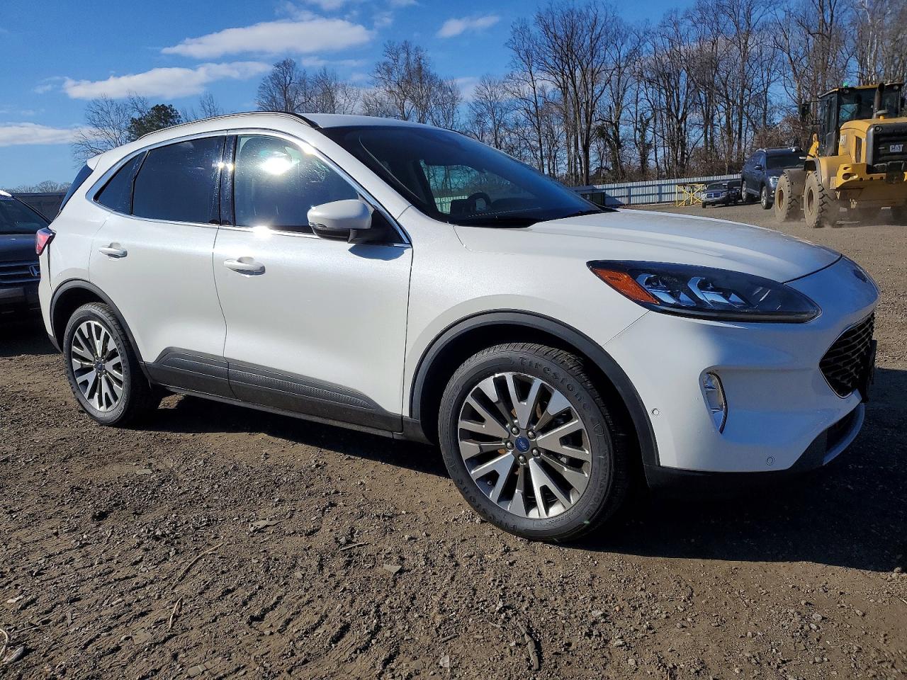 FORD ESCAPE TITANIUM 2020