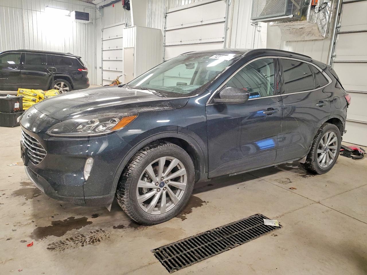 FORD ESCAPE TITANIUM 2022