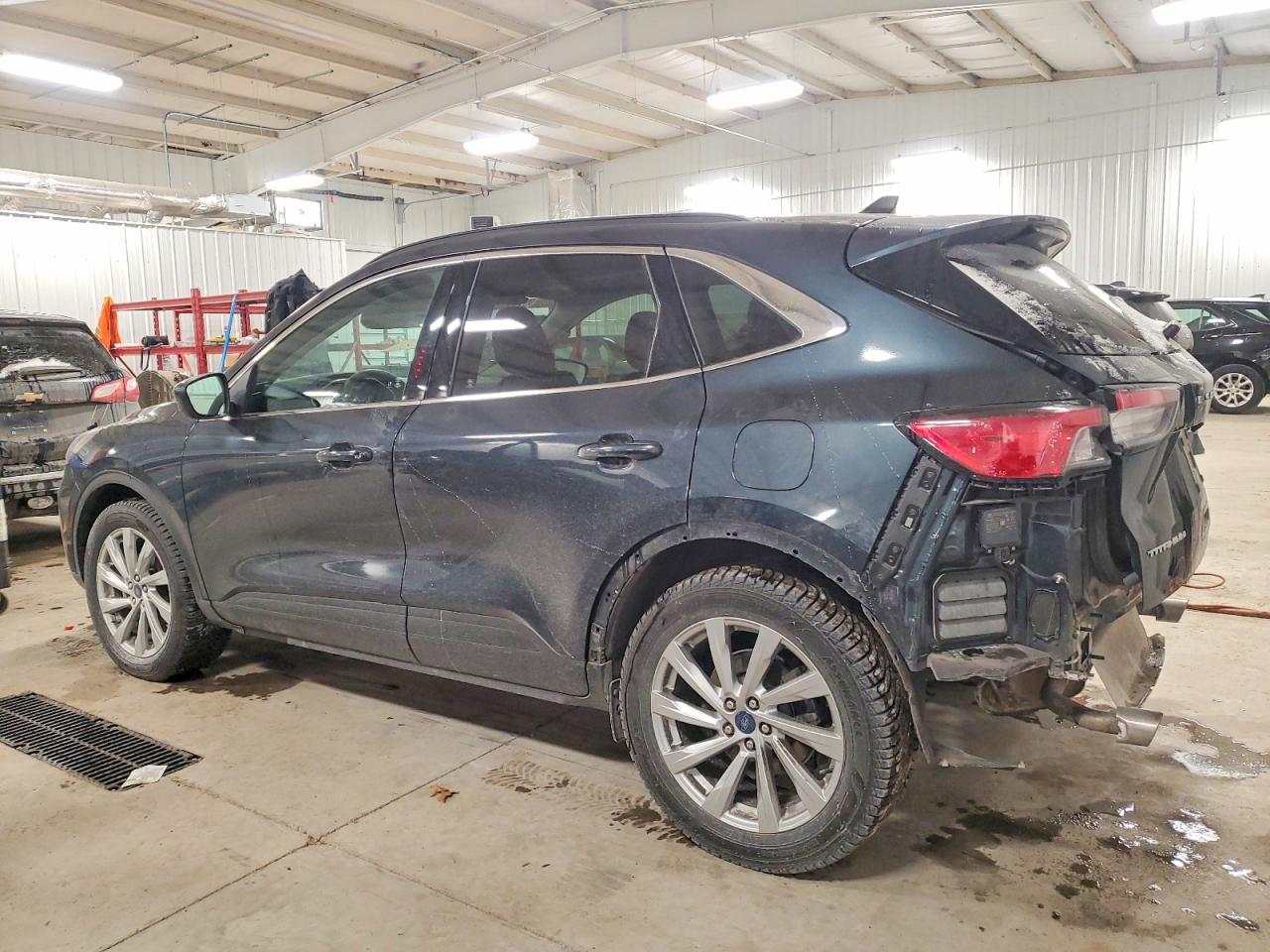 FORD ESCAPE TITANIUM 2022