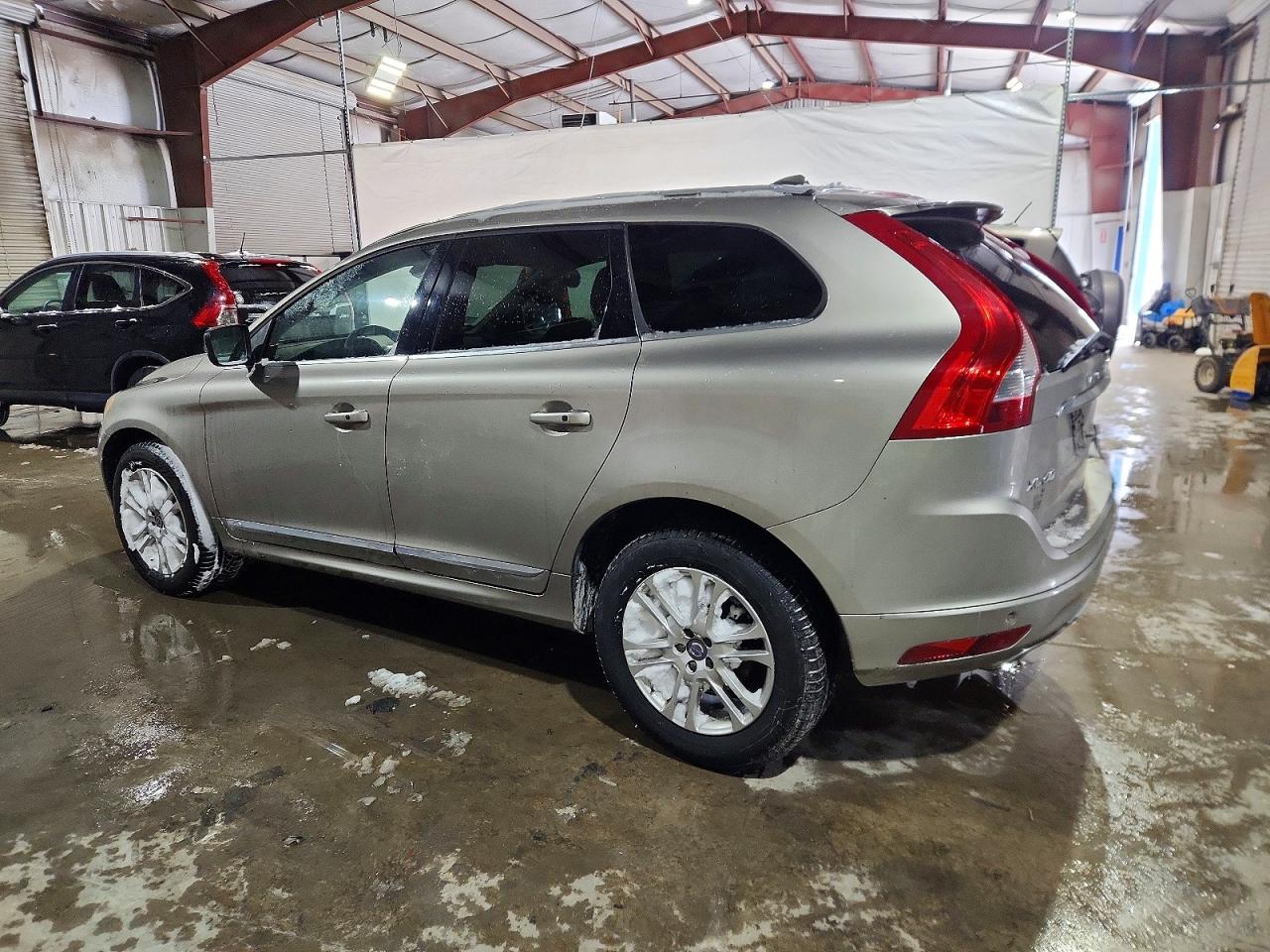 VOLVO XC60 T5 PREMIER 2016