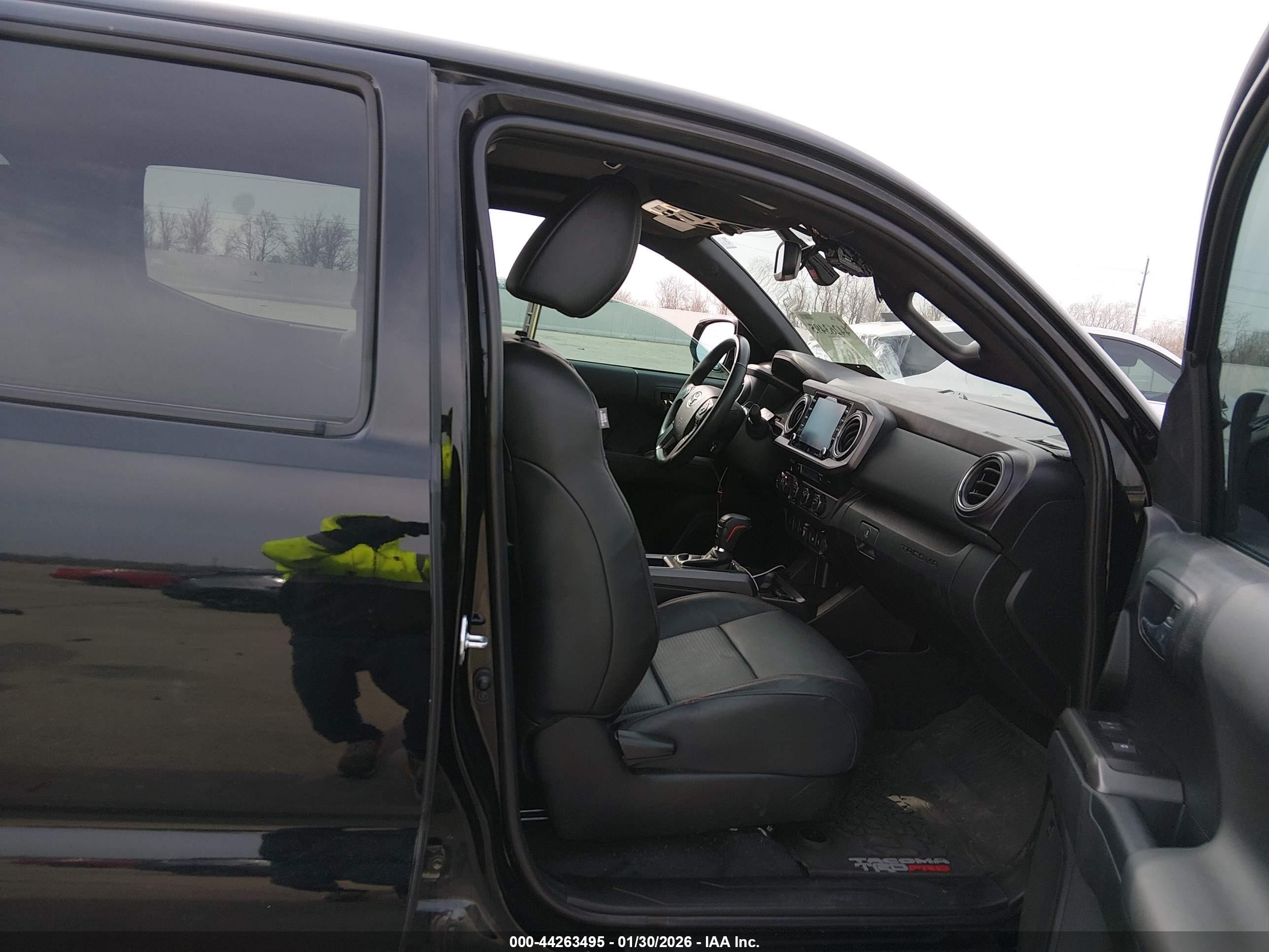 TOYOTA TACOMA TRD PRO 2023