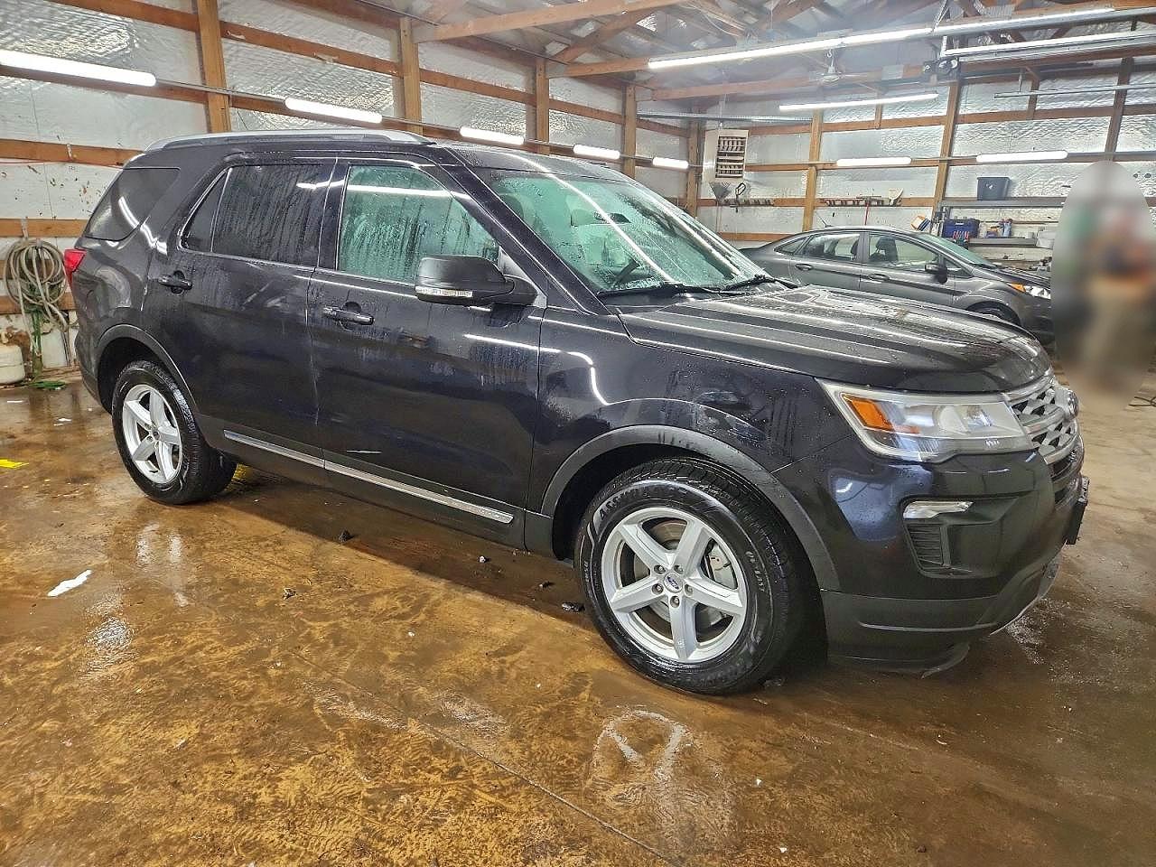 FORD EXPLORER XLT 2019