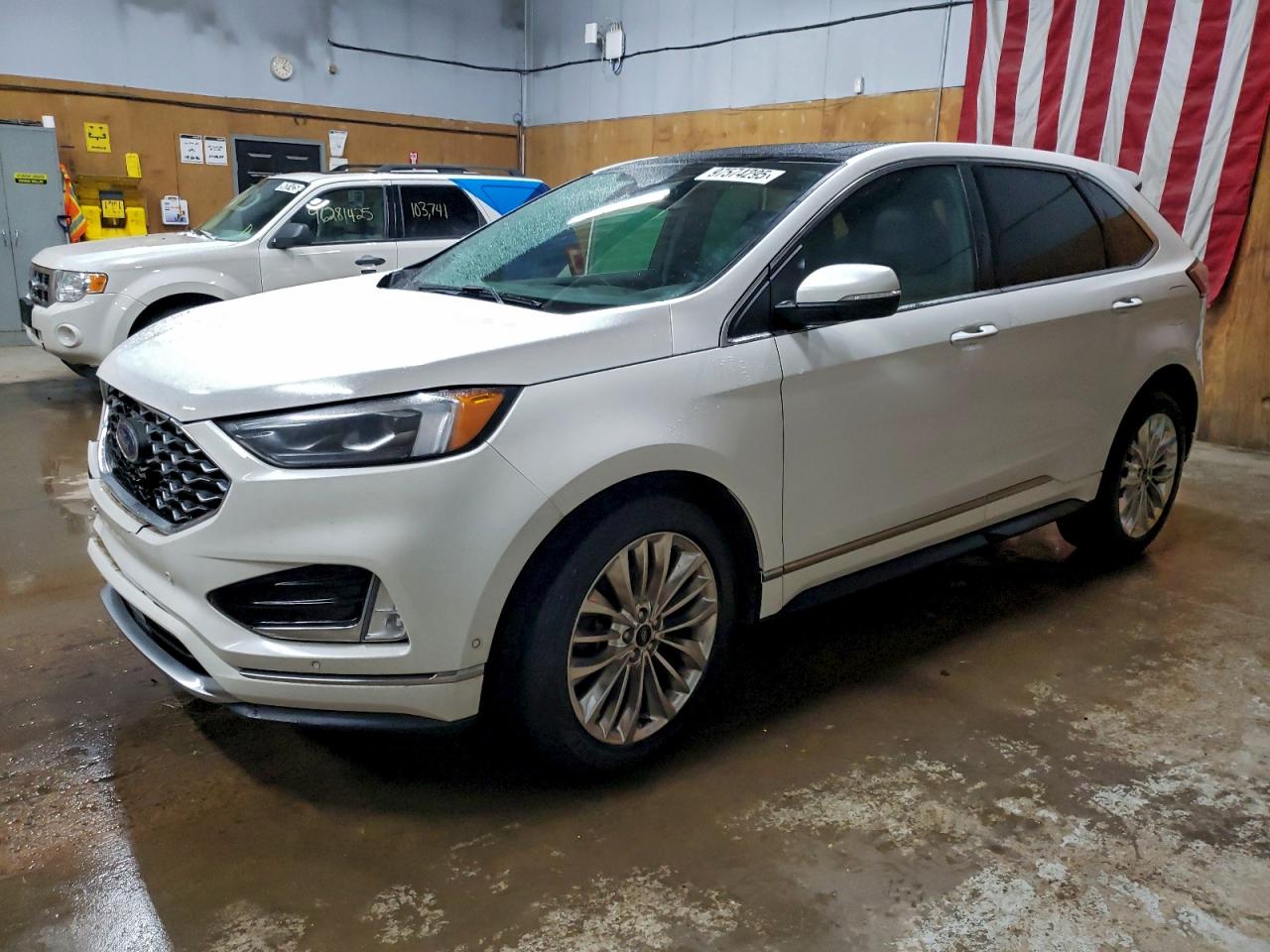 FORD EDGE TITANIUM 2020