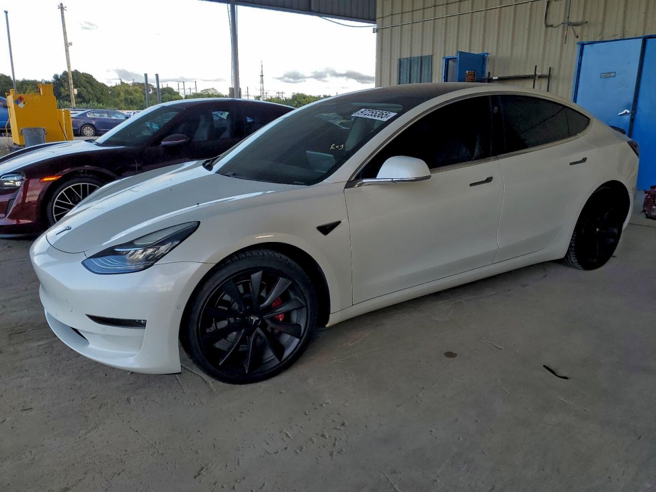TESLA MODEL 3 2019
