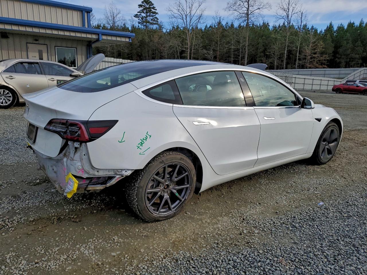 TESLA MODEL 3 2020
