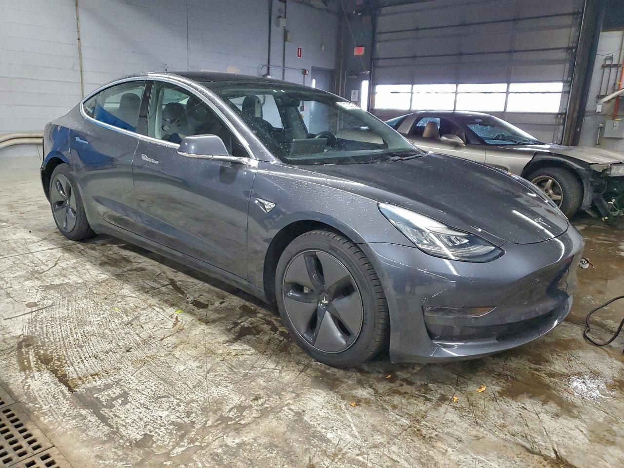 TESLA MODEL 3 2018