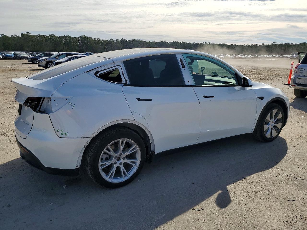 TESLA MODEL Y 2022