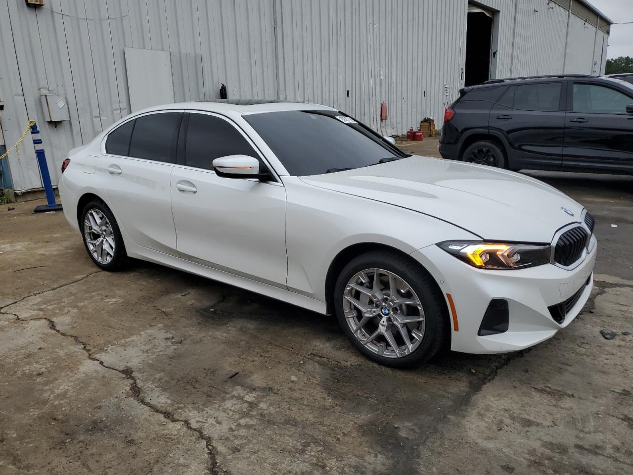 BMW 330XI 2025