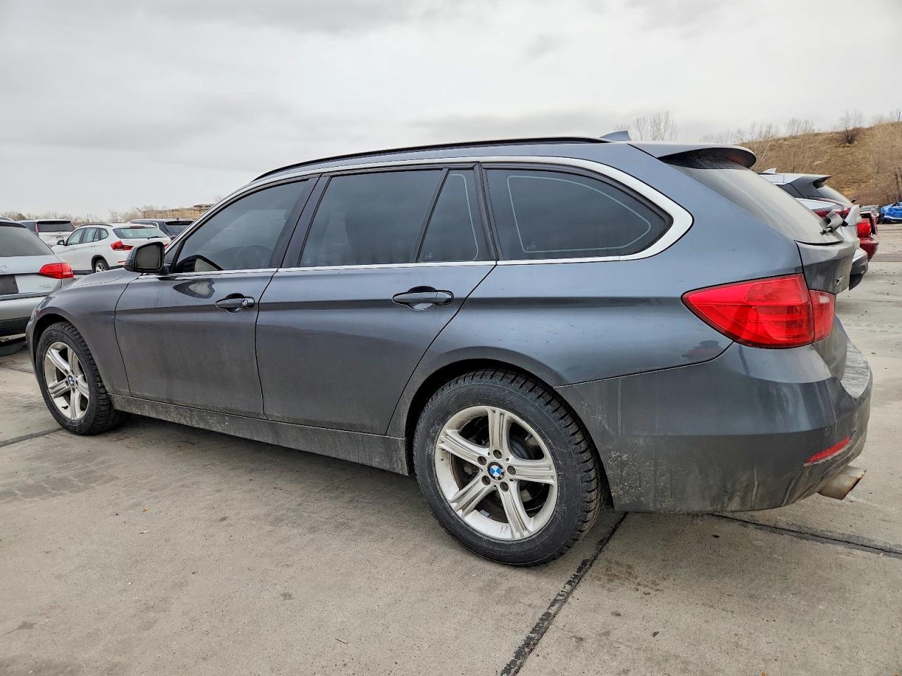 BMW 328 XI 2015