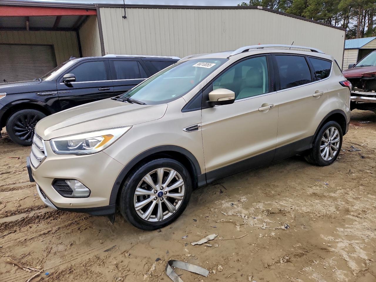 FORD ESCAPE TITANIUM 2018
