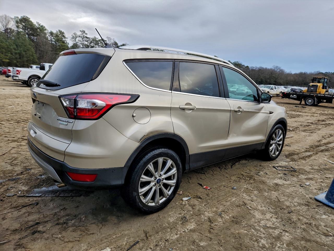 FORD ESCAPE TITANIUM 2018