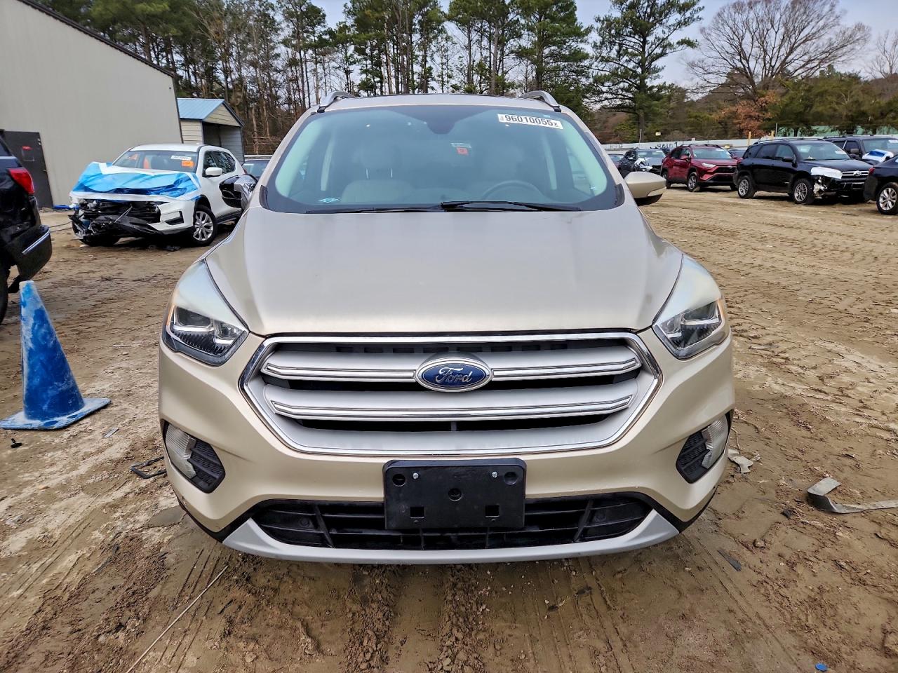 FORD ESCAPE TITANIUM 2018