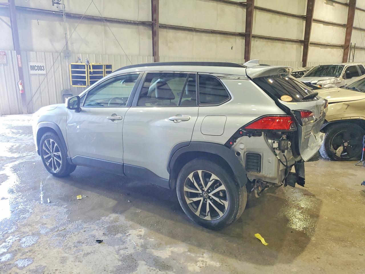 TOYOTA COROLLA CROSS XLE 2023