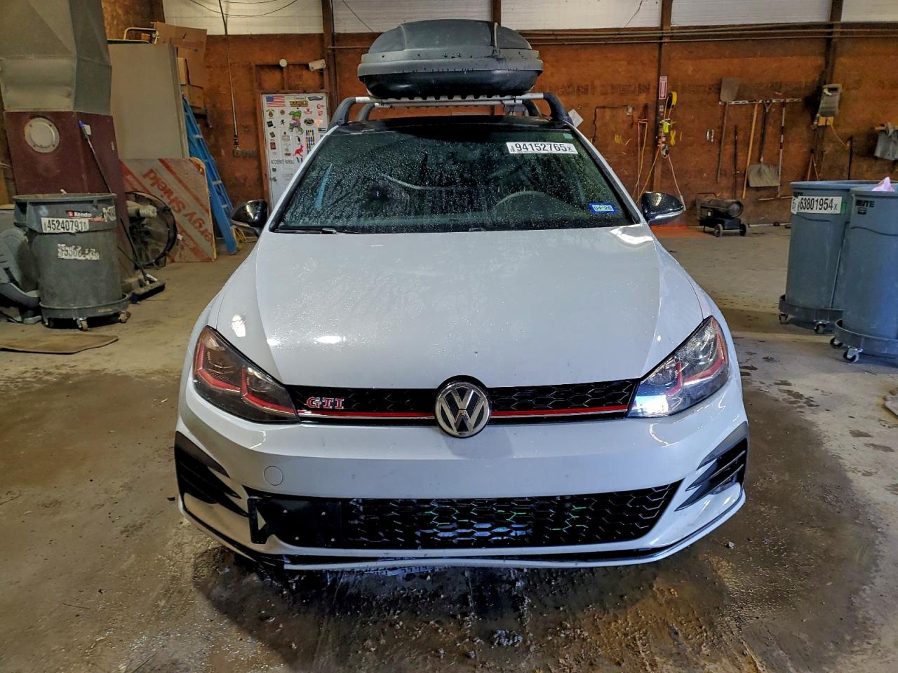VOLKSWAGEN GTI S 2021