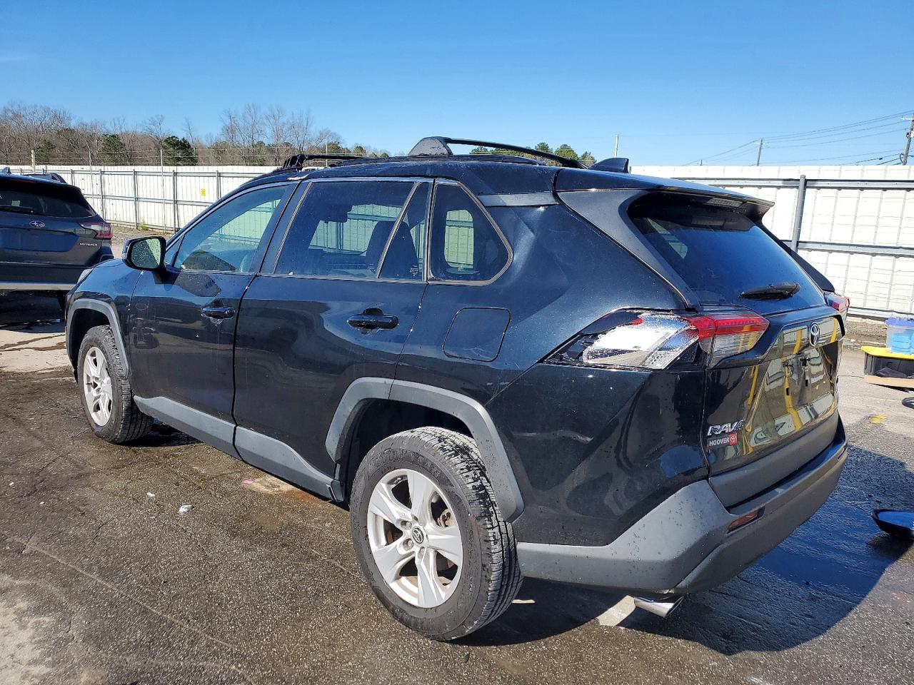TOYOTA RAV4 XLE 2019