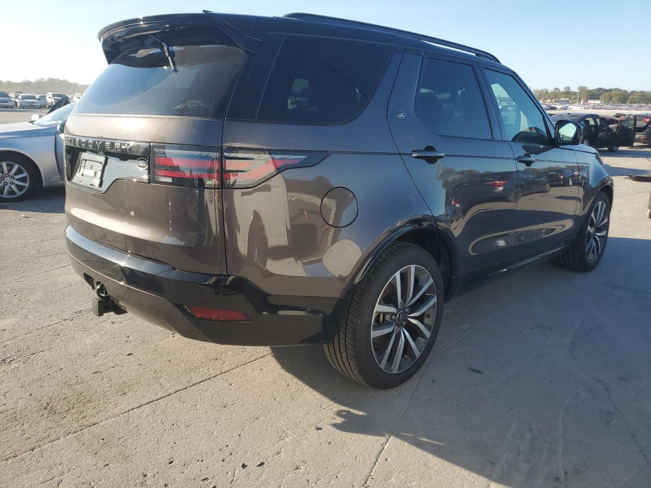 LAND ROVER DISCOVERY S R-DYNAMIC 2021