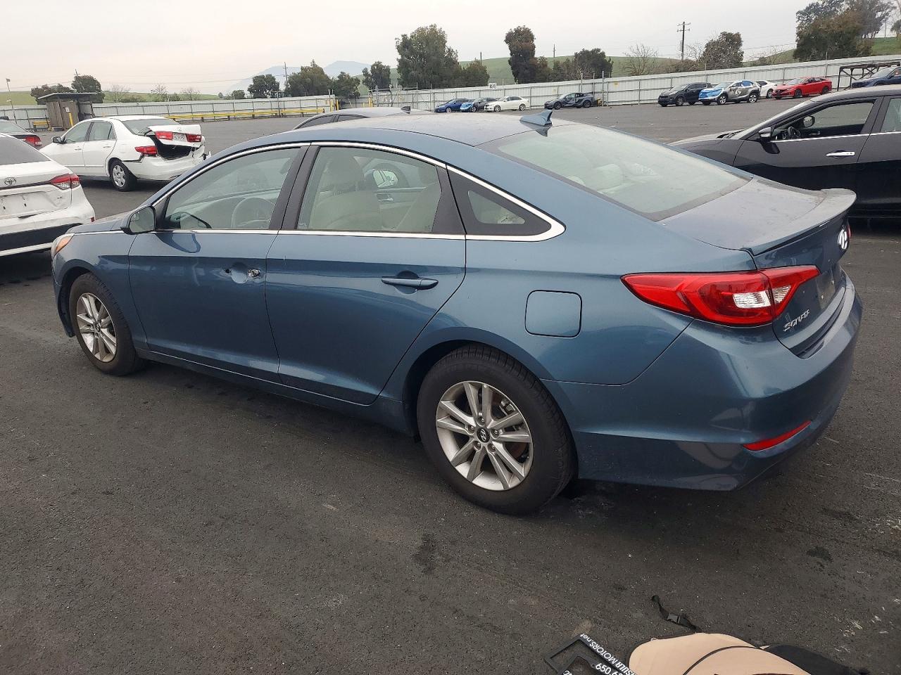 HYUNDAI SONATA SE 2017