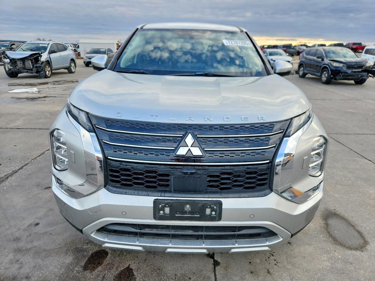 MITSUBISHI OUTLANDER SE 2022