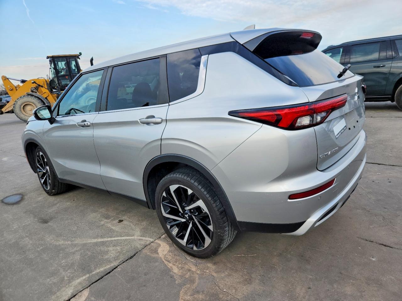 MITSUBISHI OUTLANDER SE 2022