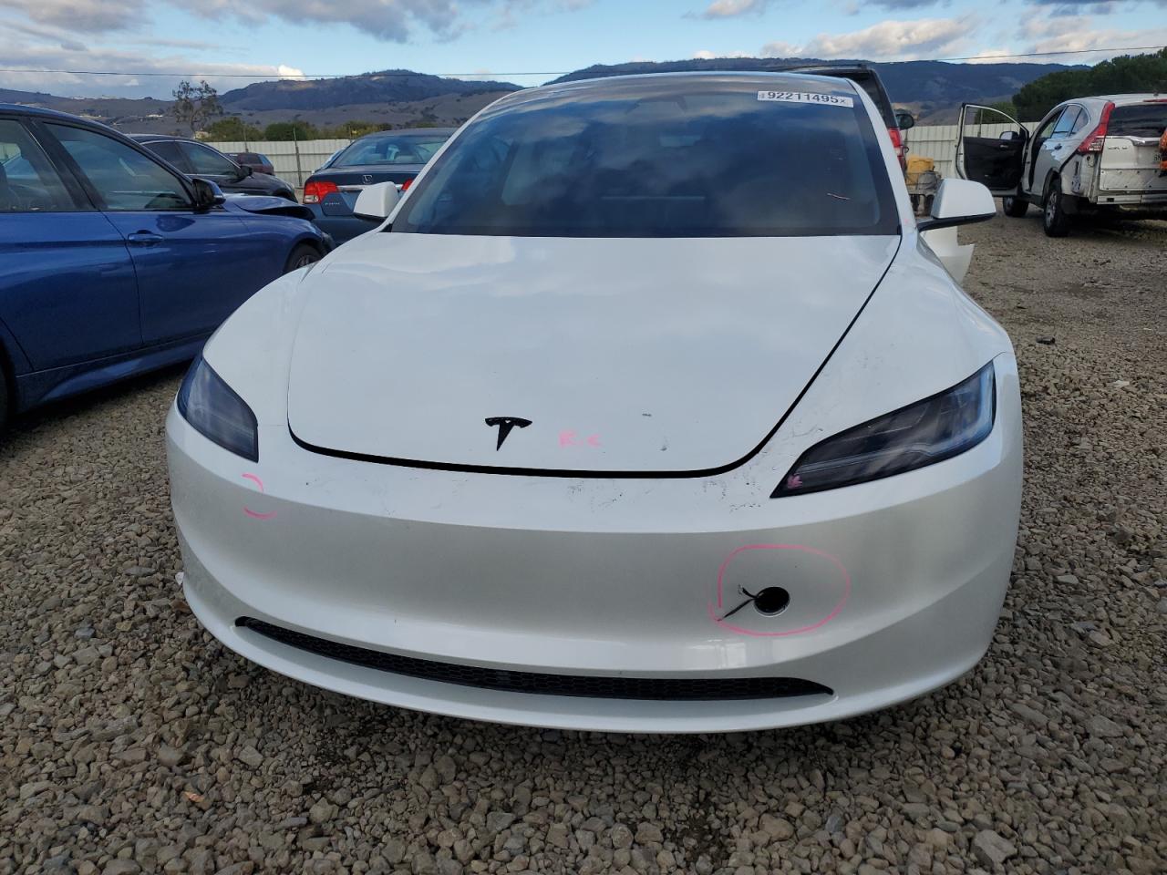 TESLA MODEL 3 2025