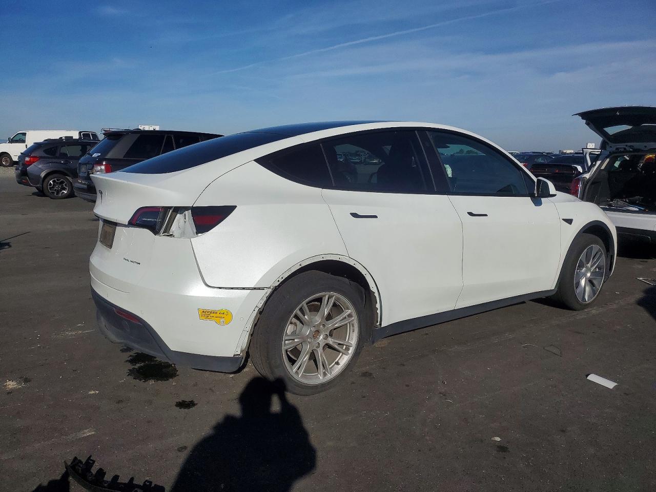 TESLA MODEL Y 2022