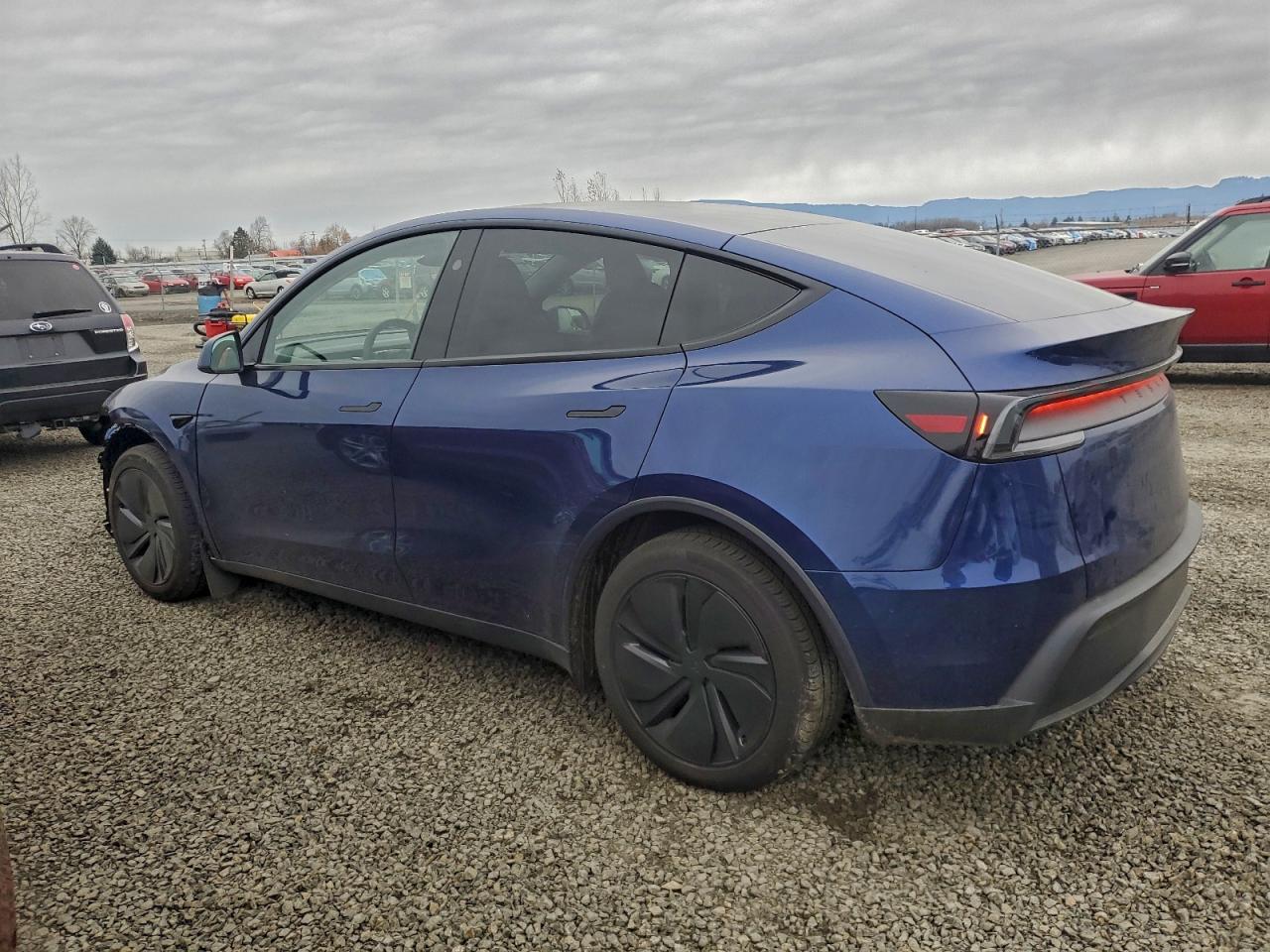 TESLA MODEL Y 2026