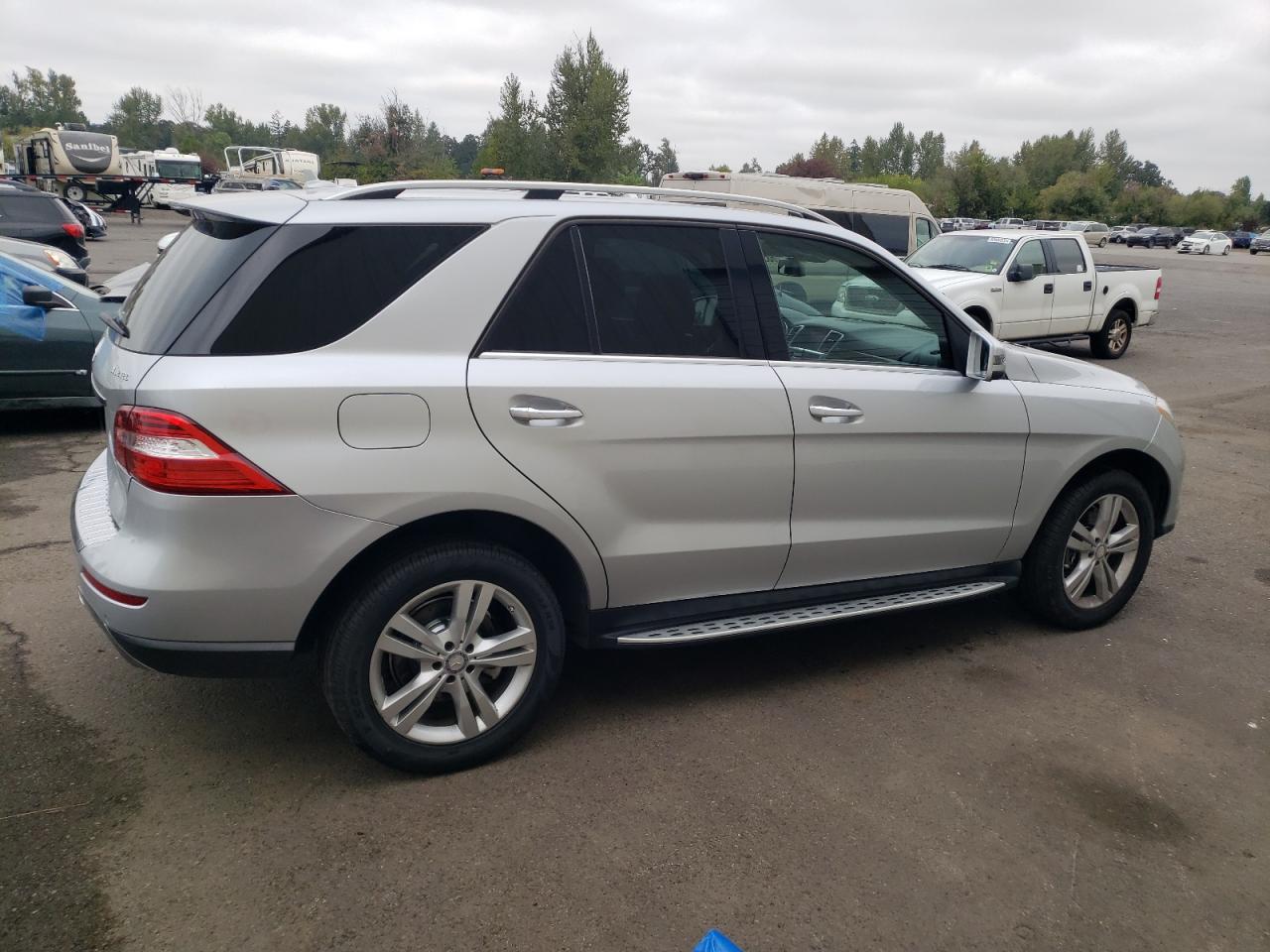 MERCEDES-BENZ ML 350 BLUETEC 2013